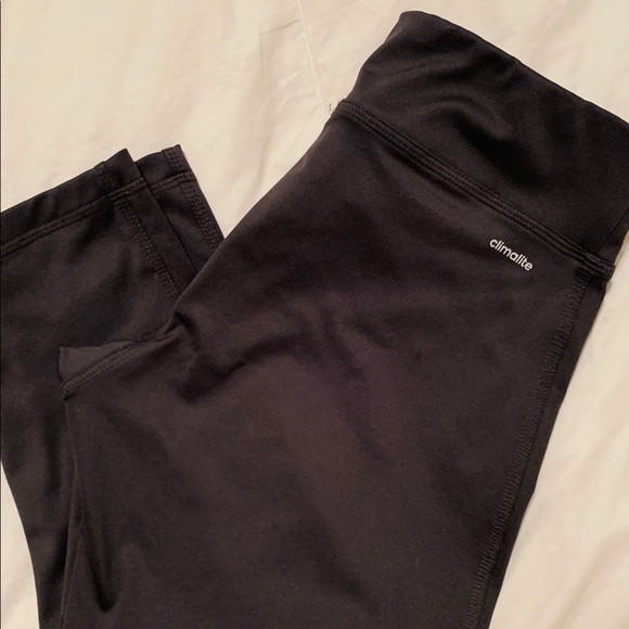 Gray crop Adidas leggings - Picture 2 of 2